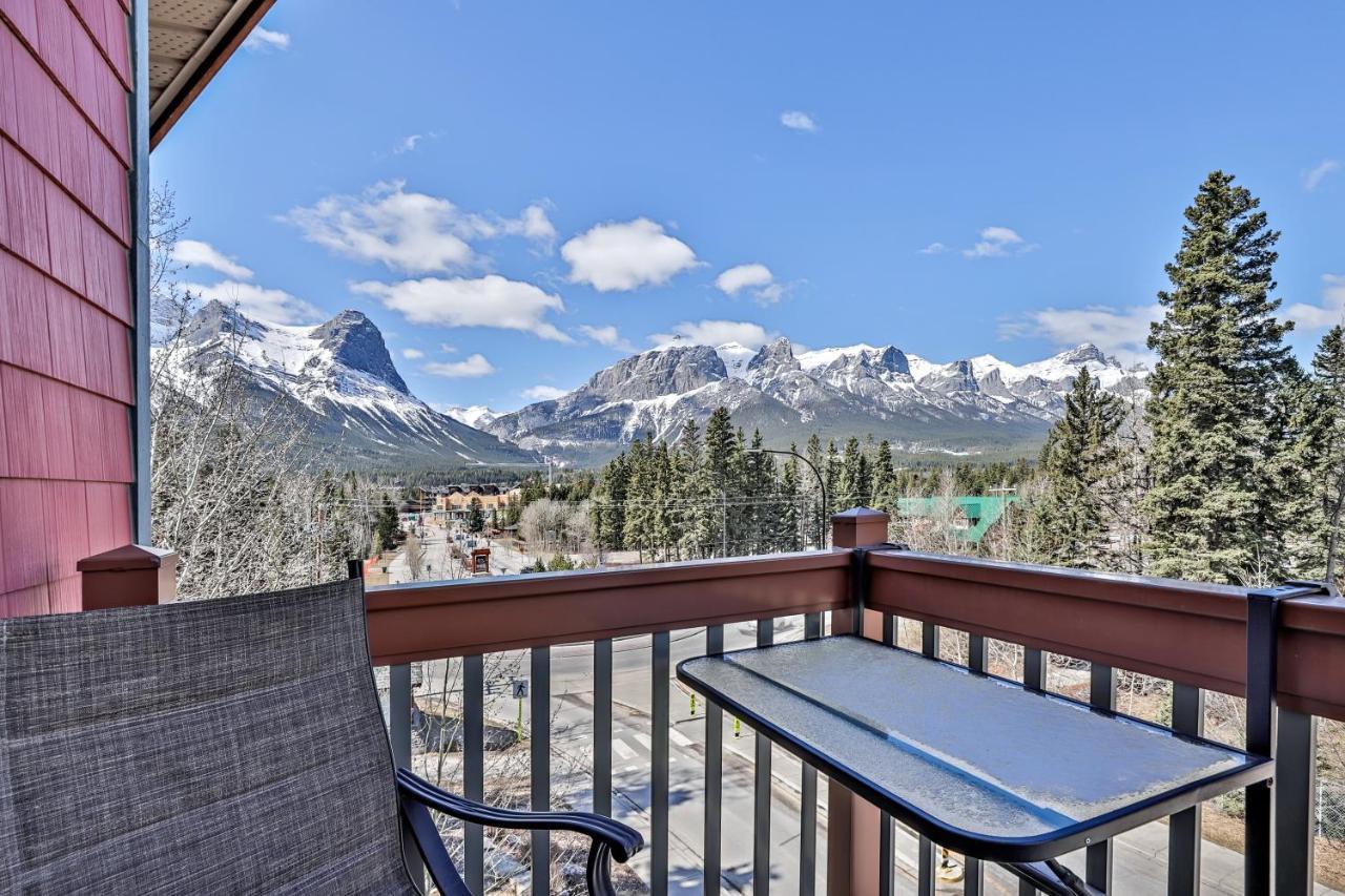 Ferienwohnung Spectacular Mountain View Corner Unit Pool Hot Tub Park Pass Canmore Exterior foto